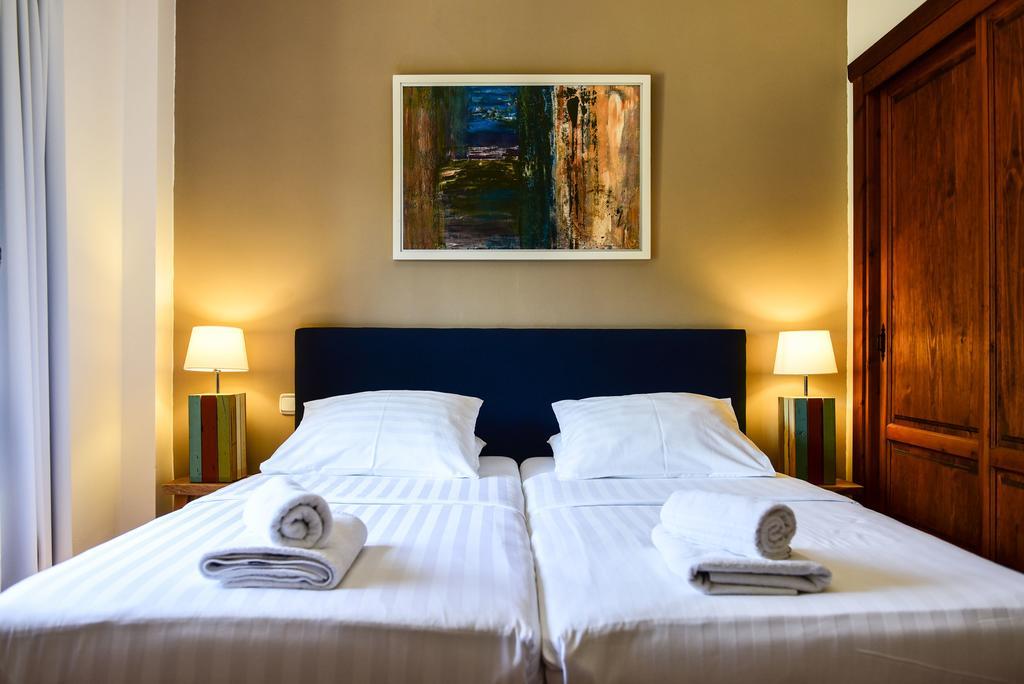 La Perla De Frigiliana Bed & Breakfast Deluxe المظهر الخارجي الصورة